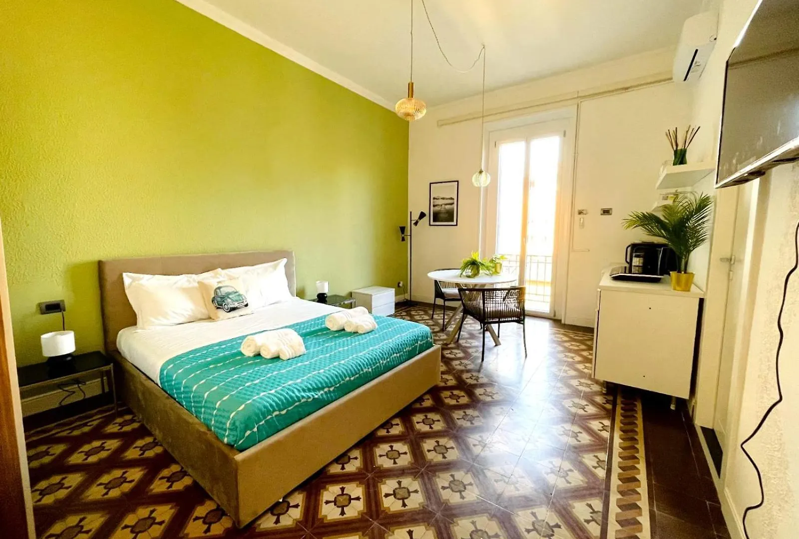 Charming Rooms Loreto 8 Milan