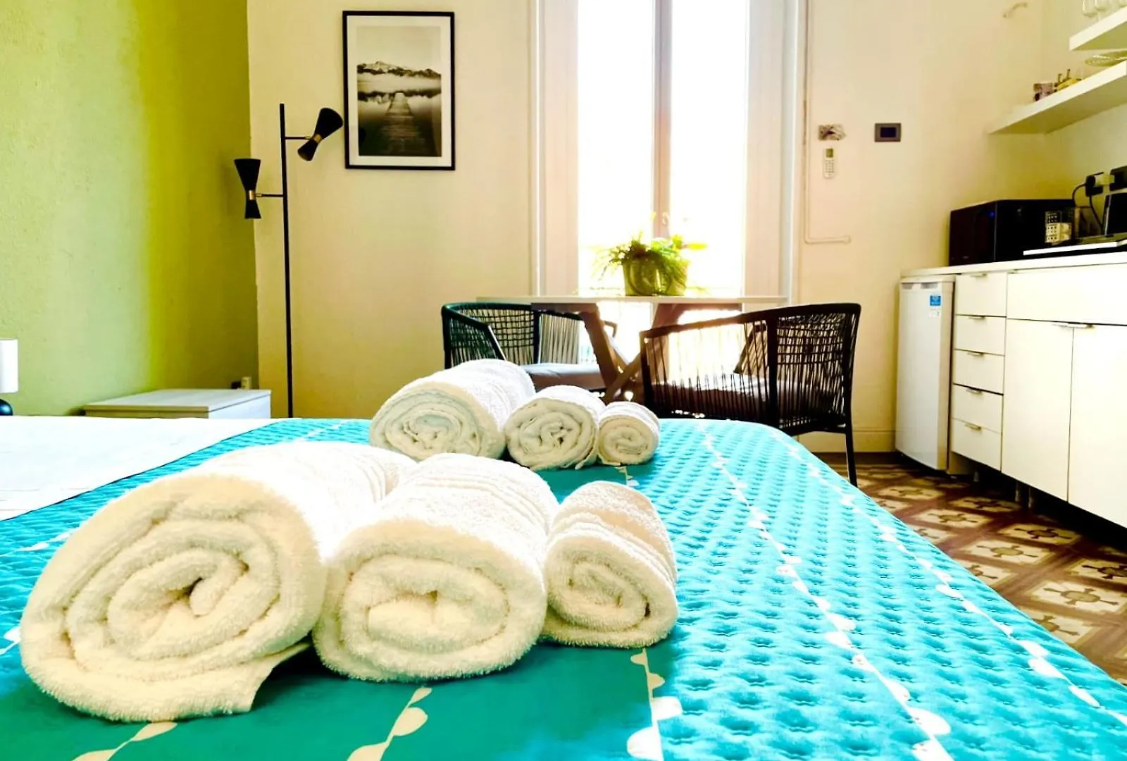 Charming Rooms Loreto 8 Milan Apartment