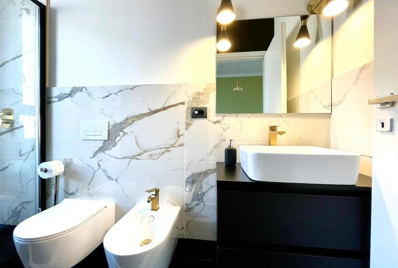 Charming Rooms Loreto 8 Milan Apartment