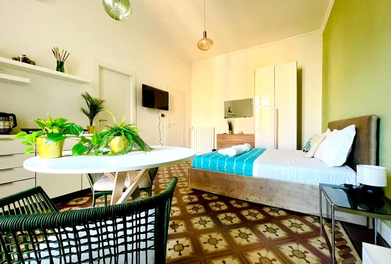 Apartment Charming Rooms Loreto 8 Milan